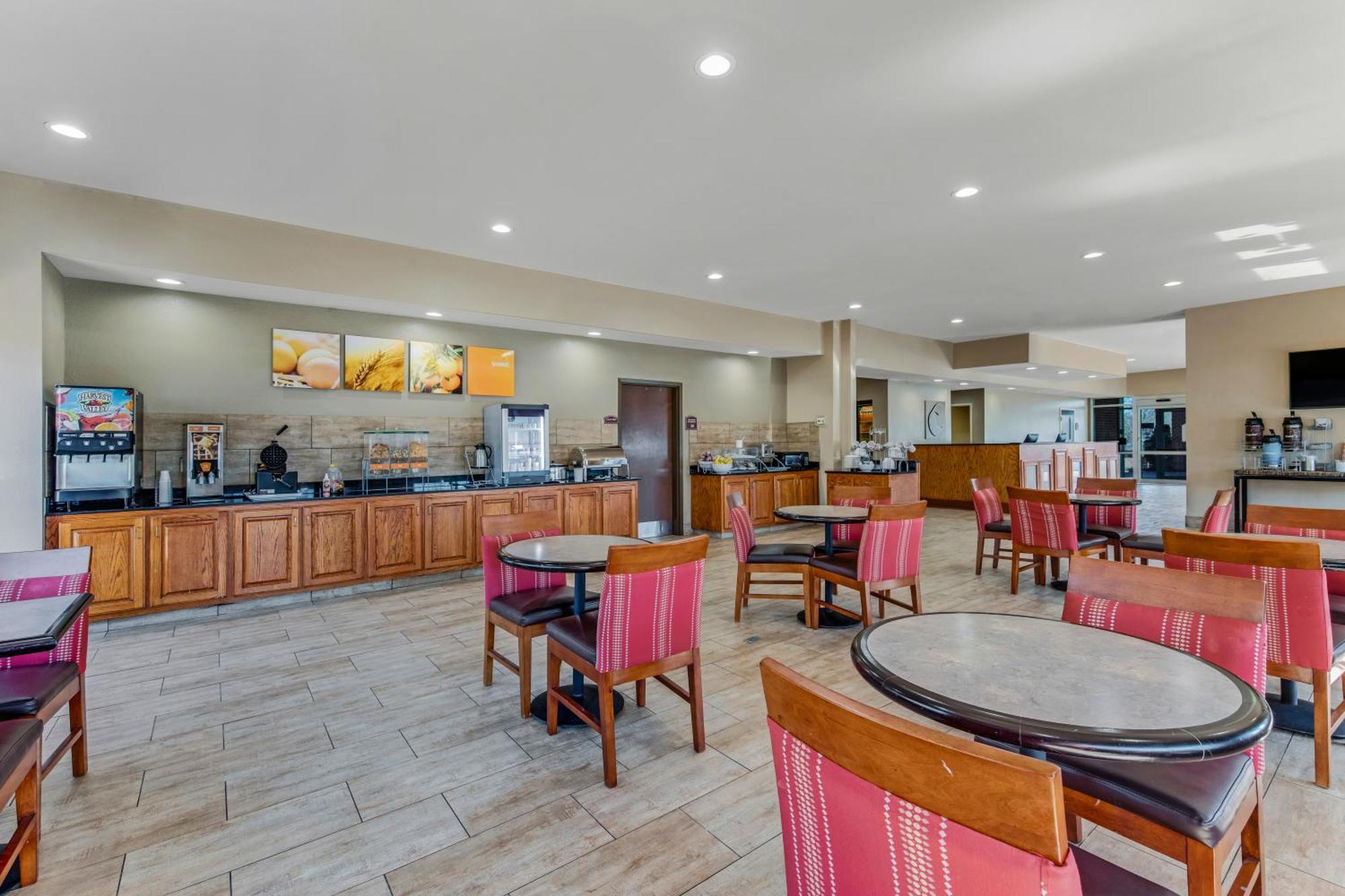 Comfort Suites Huntsville Midcity District At Research Park Exterior photo
